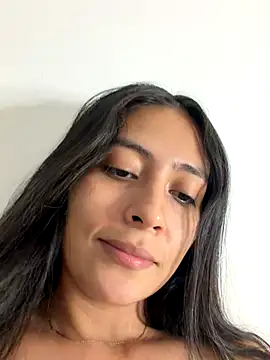 Snapshot of Sophie__Foxxx chatting on November 28, 2025, 12:00 am Sophie Foxxx online show from November 28, 2025, 12:00 am