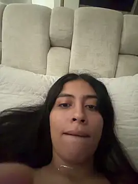 Snapshot of Sophie__Foxxx chatting on November 1, 2025, 5:18 pm Sophie Foxxx online show from November 1, 2025, 5:18 pm