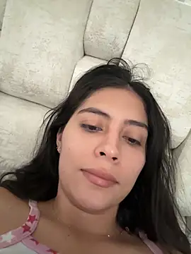 Snapshot of Sophie__Foxxx chatting on October 25, 2025, 3:45 pm Sophie Foxxx online show from October 25, 2025, 3:45 pm