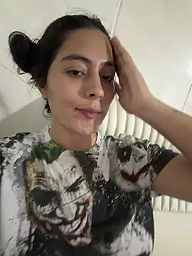 Sophie  Foxxx online show from June 27, 2026, 3:12 am