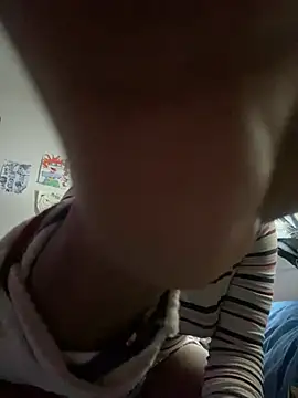 Snapshot of shauntaeme chatting on January 14, 2025, 4:29 pm shauntaeme online show from January 14, 2025, 4:29 pm