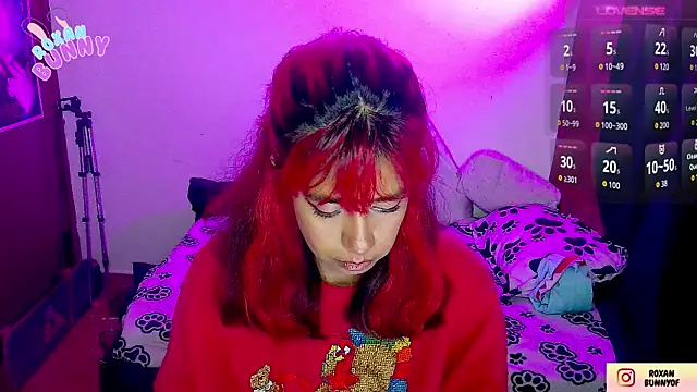 Snapshot of Roxanbunny1 chatting on November 4, 2025, 2:59 am Roxanbunny1 online show from November 4, 2025, 2:59 am