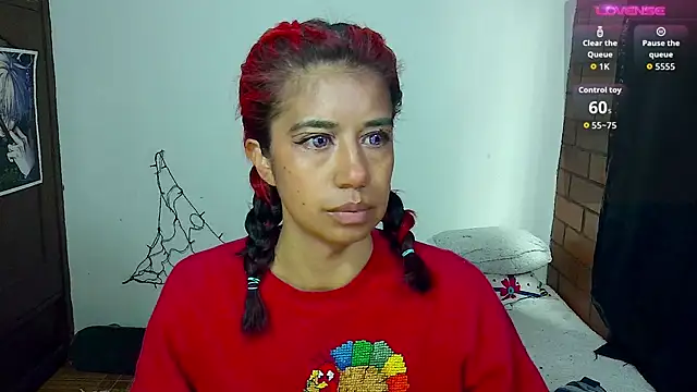 Snapshot of Roxanbunny1 chatting on October 14, 2025, 1:34 pm Roxanbunny1 online show from October 14, 2025, 1:34 pm