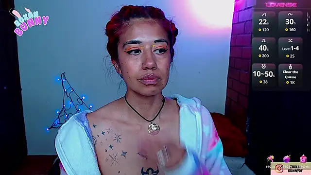 Snapshot of Roxanbunny1 chatting on October 3, 2025, 11:56 am Roxanbunny1 online show from October 3, 2025, 11:56 am