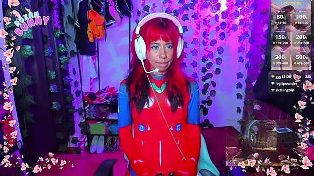 Snapshot of Roxanbunny1 chatting on March 21, 2025, 5:00 am Roxanbunny1 online show from March 21, 2025, 5:00 am