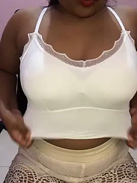 Snapshot of Rose_Olivia chatting on November 13, 2025, 4:00 pm Rose Olivia online show from November 13, 2025, 4:00 pm