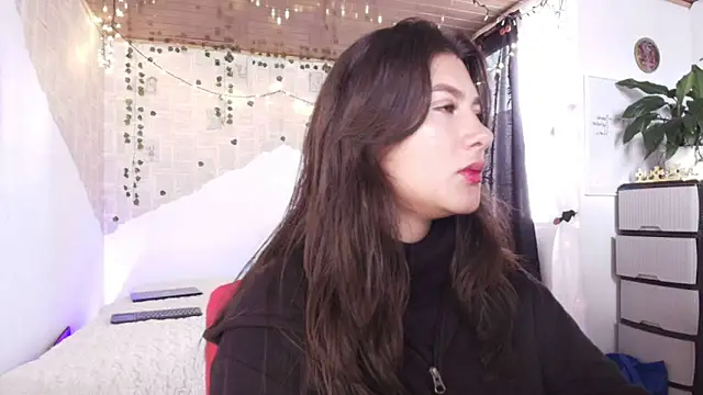 Snapshot of kisstarxxx chatting on November 7, 2025, 7:29 pm kisstarxxx online show from November 7, 2025, 7:29 pm