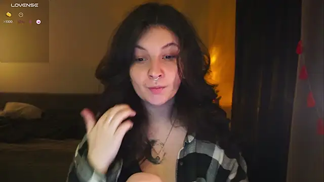 Snapshot of kshishtan chatting on December 2, 2025, 5:31 am kshishtan online show from December 2, 2025, 5:31 am