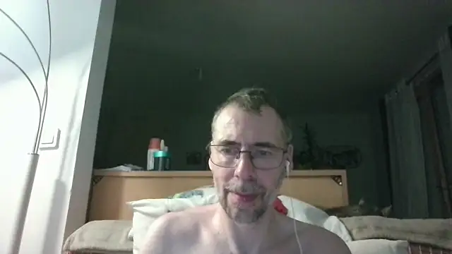 Snapshot of ptitcanard60600 chatting on May 24, 2026, 10:31 pm ptitcanard60600 online show from May 24, 2026, 10:31 pm