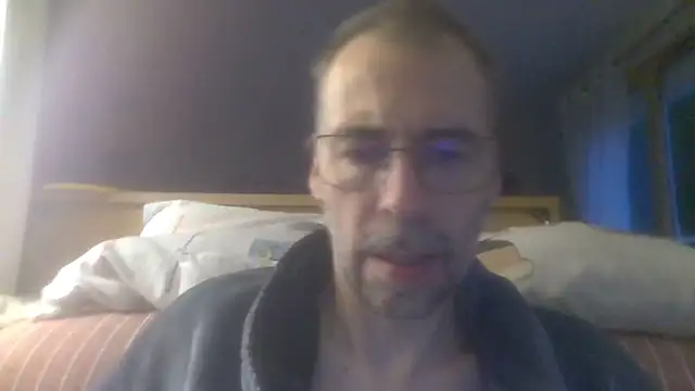 ptitcanard60600 online show from October 4, 2025, 5:36 pm