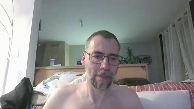 Snapshot of ptitcanard60600 chatting on May 1, 2026, 10:15 pm ptitcanard60600 online show from May 1, 2026, 10:15 pm