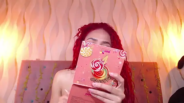 Snapshot of IsabelaLatina chatting on September 27, 2025, 1:28 pm IsabelaLatina online show from September 27, 2025, 1:28 pm