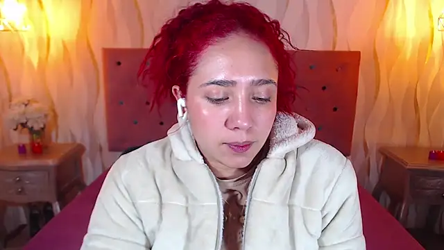 Snapshot of IsabelaLatina chatting on February 15, 2026, 4:17 pm IsabelaLatina online show from February 15, 2026, 4:17 pm