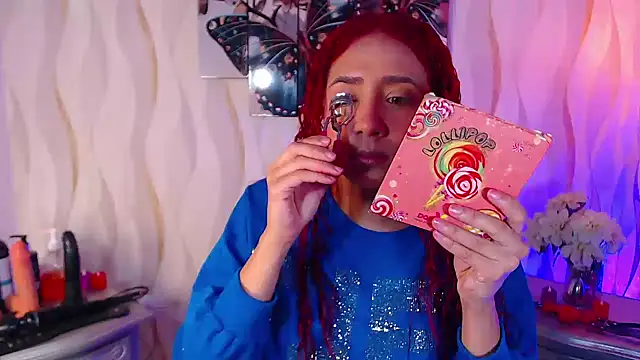 Snapshot of IsabelaLatina chatting on February 12, 2026, 3:12 pm IsabelaLatina online show from February 12, 2026, 3:12 pm