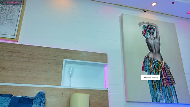 KAROL-SCOTT online show from April 7, 2026, 7:59 pm