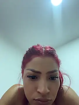Snapshot of ari_sexy1 chatting on August 4, 2026, 12:48 am ari sexy1 online show from August 4, 2026, 12:48 am