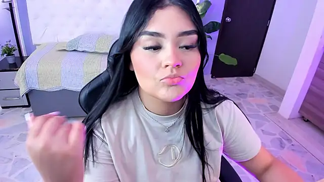 martinasaez online show from March 9, 2026, 9:07 pm