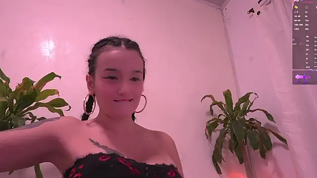 Snapshot of Sisirojas chatting on May 15, 2026, 3:04 am Sisirojas online show from May 15, 2026, 3:04 am