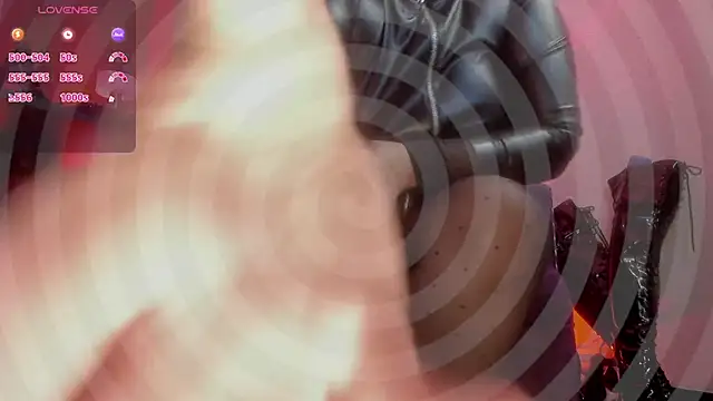 Snapshot of MistressMeg4n chatting on March 21, 2025, 1:56 am MistressMeg4n online show from March 21, 2025, 1:56 am