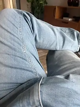 Snapshot of bodrumbeyi chatting on January 6, 2026, 12:42 pm bodrumbeyi online show from January 6, 2026, 12:42 pm