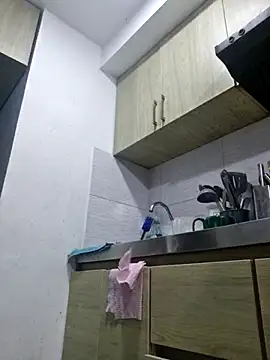 Snapshot of angela__98 chatting on December 15, 2025, 11:16 am angela 98 online show from December 15, 2025, 11:16 am