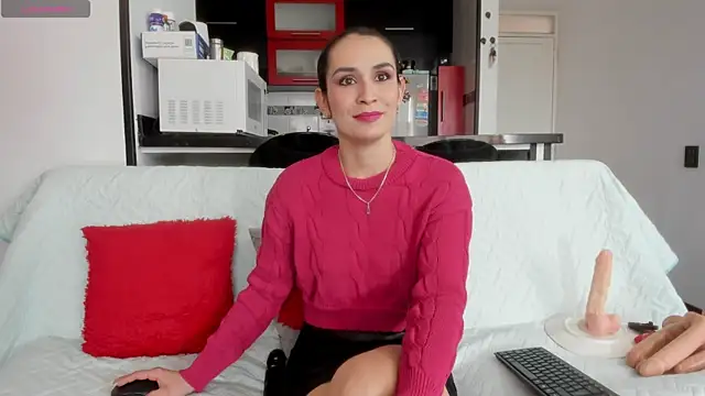 Layla Sia online show from July 9, 2026, 3:44 pm