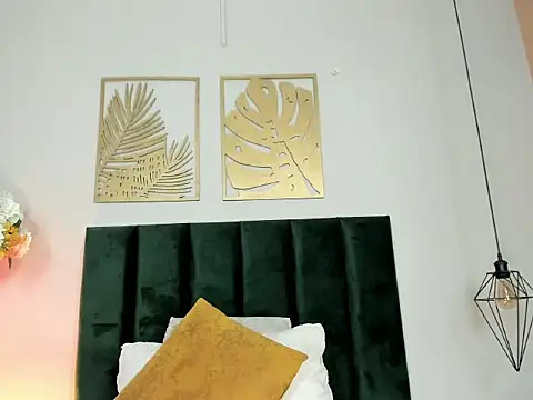 NoraDasilva online show from March 20, 2026, 12:22 am