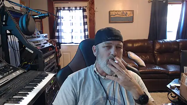 jimdacbin420 online show from February 14, 2025, 8:26 pm