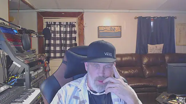 jimdacbin420 online show from March 5, 2025, 12:16 am