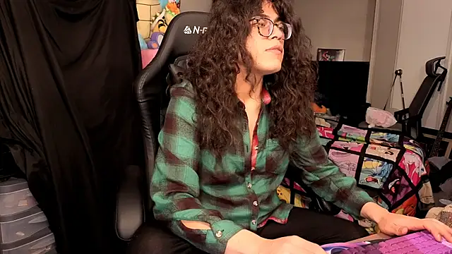 Snapshot of ShinyCherub chatting on November 24, 2025, 11:27 pm ShinyCherub online show from November 24, 2025, 11:27 pm