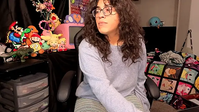 Snapshot of ShinyCherub chatting on November 5, 2025, 11:35 am ShinyCherub online show from November 5, 2025, 11:35 am