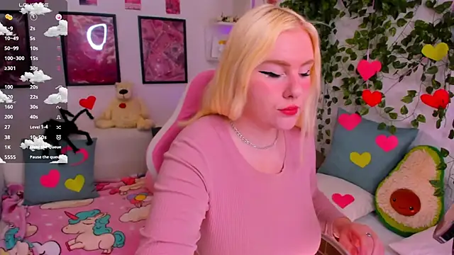 Snapshot of art_lovee chatting on March 1, 2026, 2:00 am art lovee online show from March 1, 2026, 2:00 am