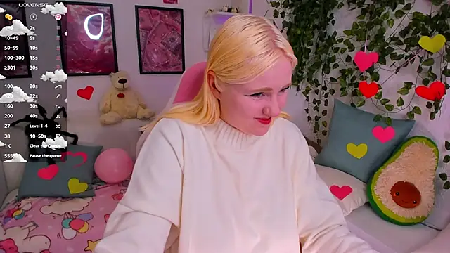 Snapshot of art_lovee chatting on February 20, 2026, 6:26 am art lovee online show from February 20, 2026, 6:26 am