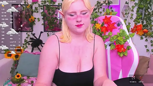 Snapshot of art_lovee chatting on October 30, 2025, 12:09 am art lovee online show from October 30, 2025, 12:09 am