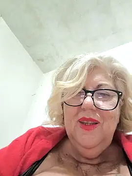 Snapshot of Merilulla chatting on November 8, 2025, 1:31 am Merilulla online show from November 8, 2025, 1:31 am