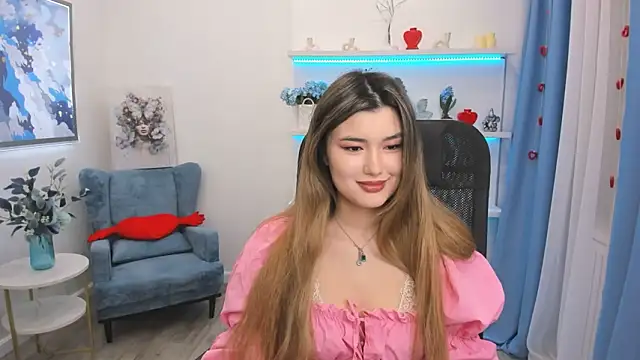 AnneTLi online show from March 10, 2026, 3:32 am