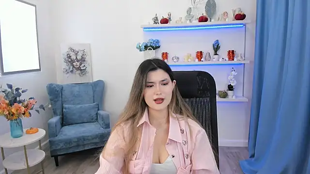 AnneTLi online show from October 27, 2025, 3:18 am