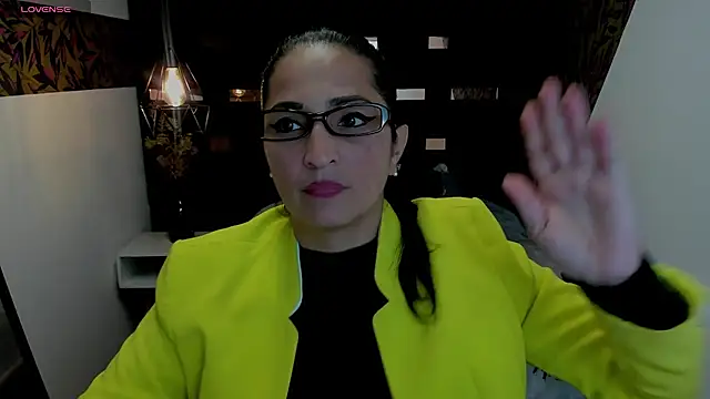 Snapshot of KatteMilf chatting on April 25, 2026, 7:11 pm KatteMilf online show from April 25, 2026, 7:11 pm