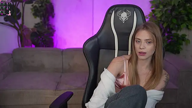 Angy Netal online show from October 7, 2025, 6:25 am