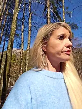 Sexy Sparkling  online show from March 6, 2026, 10:21 am