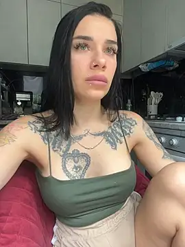 Queen of pain online show from July 4, 2026, 8:21 am
