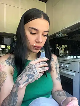 Queen of pain online show from June 28, 2026, 7:03 am