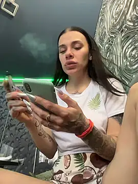 Queen of pain online show from February 6, 2026, 7:04 am