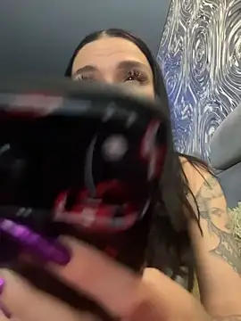 Snapshot of Queen_of_pain chatting on May 9, 2026, 7:34 am Queen of pain online show from May 9, 2026, 7:34 am