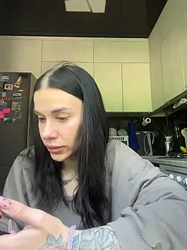 Snapshot of Queen_of_pain chatting on May 26, 2026, 6:33 am Queen of pain online show from May 26, 2026, 6:33 am