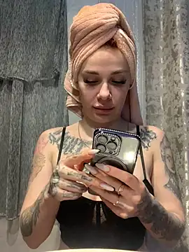 Snapshot of Queen_of_pain chatting on February 28, 2025, 5:37 pm Queen of pain online show from February 28, 2025, 5:37 pm
