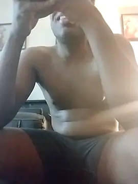 Snapshot of blkhereforall chatting on December 15, 2025, 3:18 pm blkhereforall online show from December 15, 2025, 3:18 pm