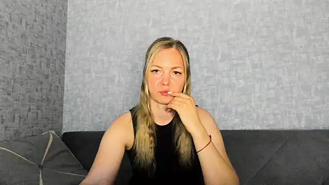 Snapshot of iam_Venus chatting on May 28, 2026, 4:02 pm iam Venus online show from May 28, 2026, 4:02 pm