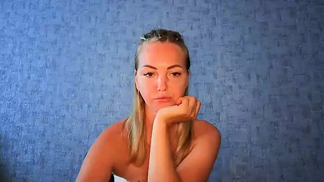 Snapshot of iam_Venus chatting on July 28, 2026, 5:48 am iam Venus online show from July 28, 2026, 5:48 am