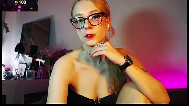 Snapshot of welliza chatting on March 1, 2025, 1:11 am welliza online show from March 1, 2025, 1:11 am